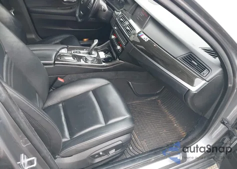 2015 BMW 535I xDrive z USA, uszkodzony, nr VIN WBA5B3C50FD542187